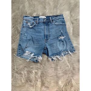 Abercrombie & Fitch Distressed High Rise 4" Short Size 25/0